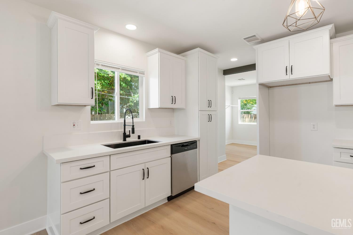 201 Lincoln Street, Bakersfield, CA 93305 — photo 18