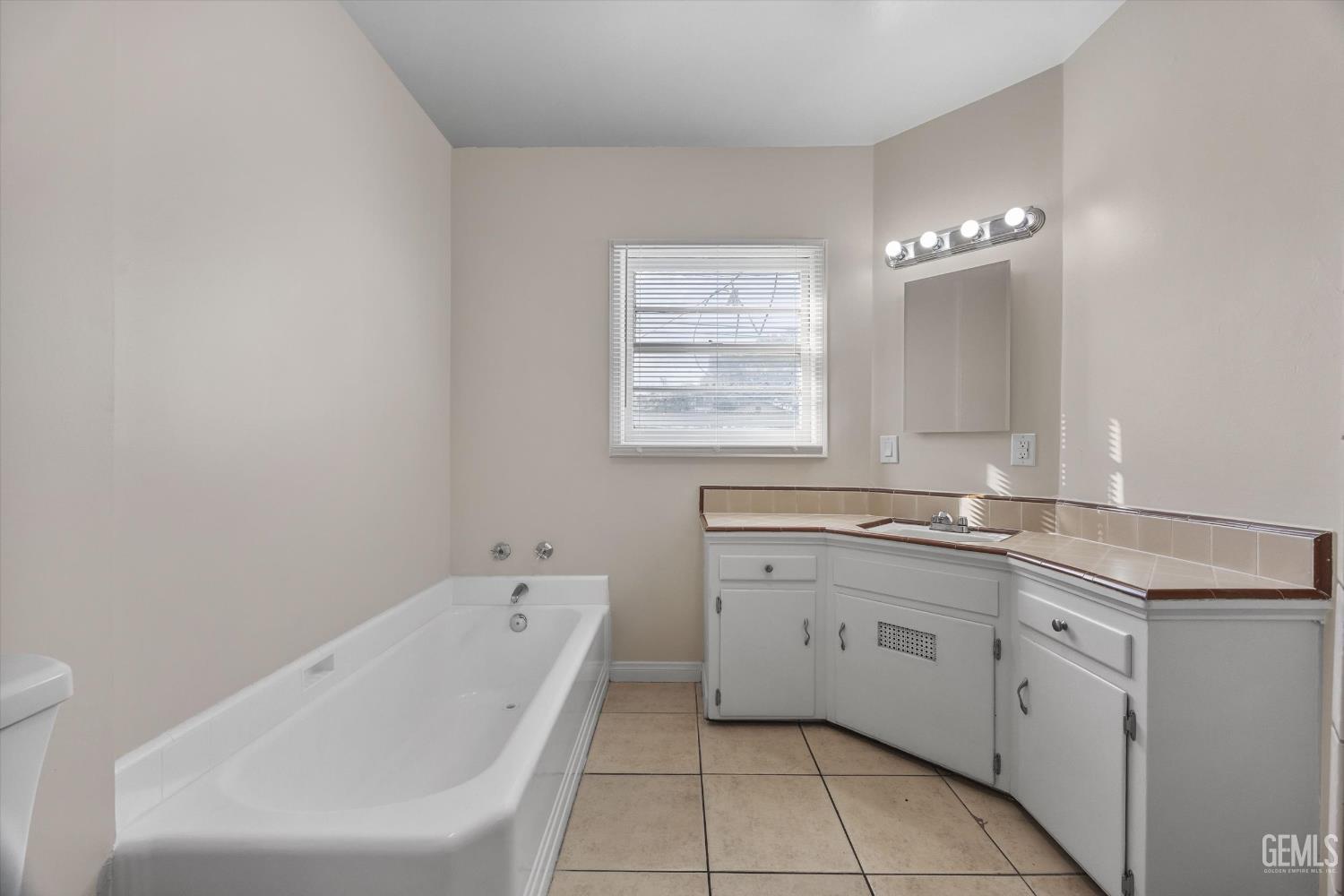 604 Arvin Street — photo 16