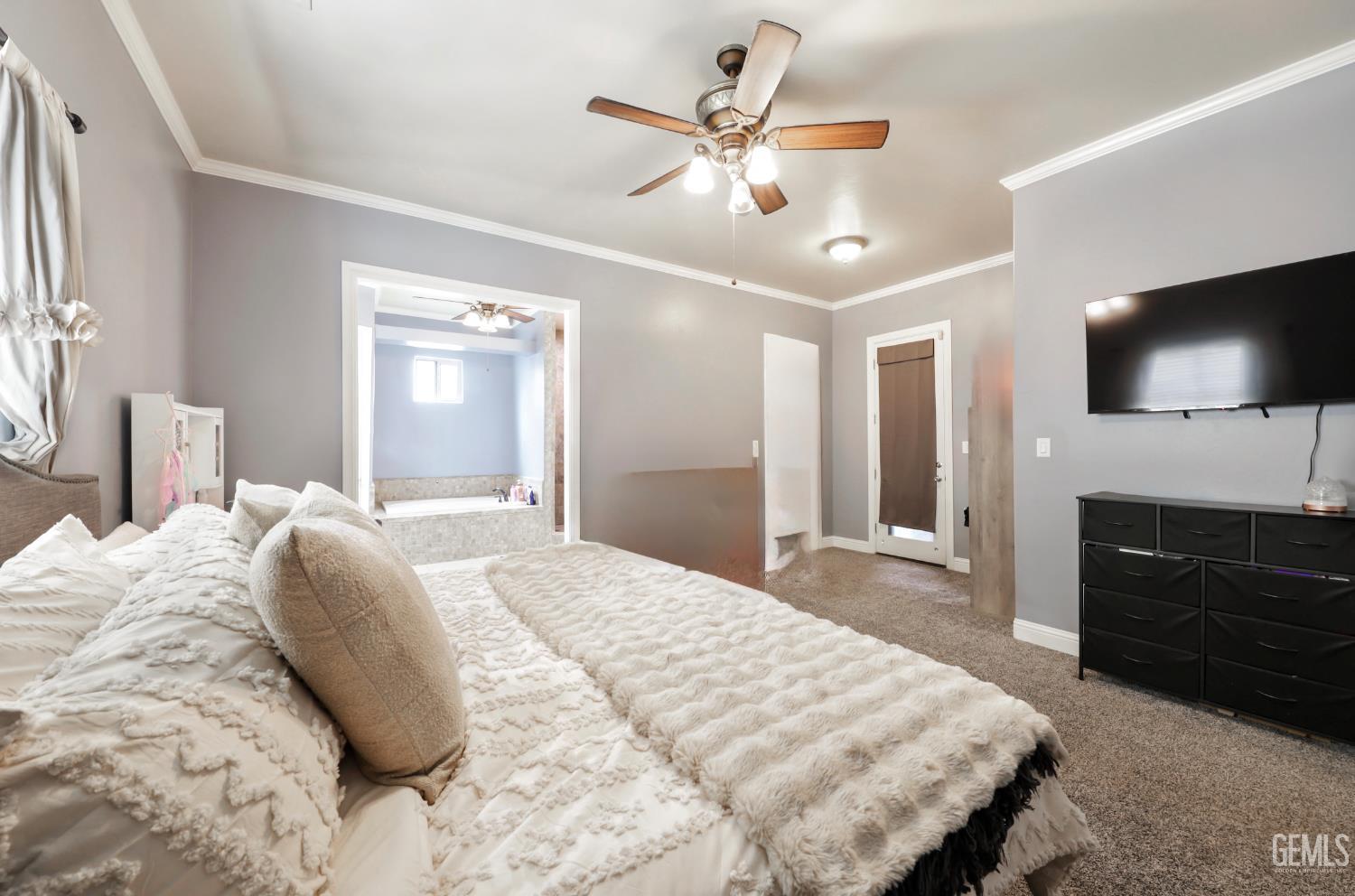 325 Dani Rose Lane — photo 4