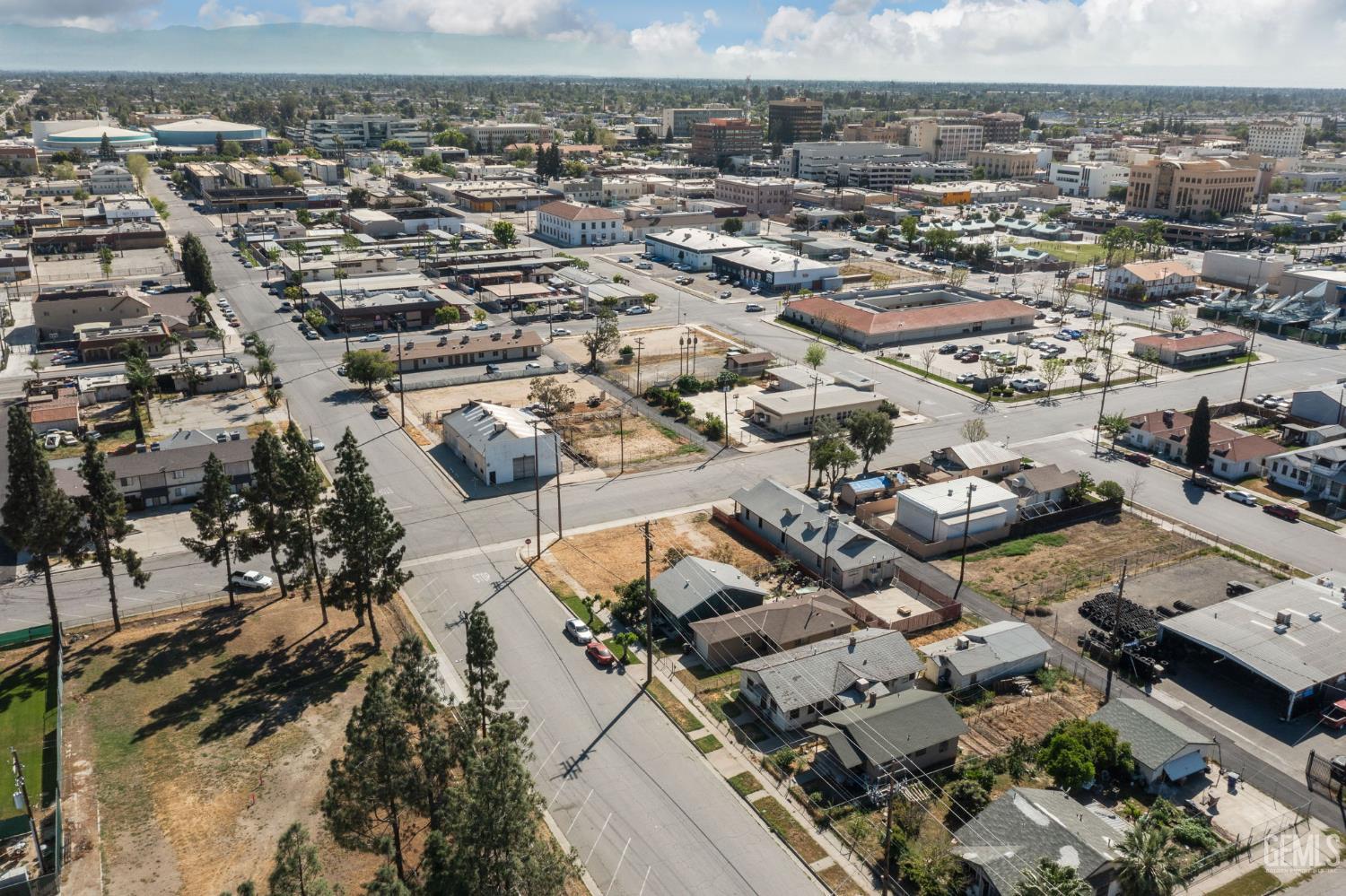 2205 O Street — photo 11