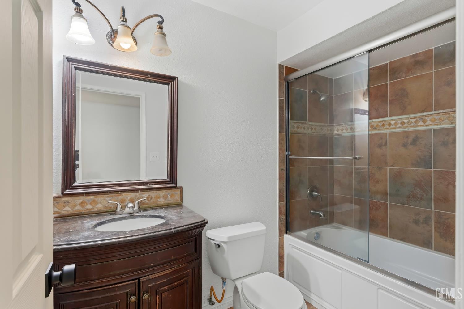 505 Bridle Avenue, Bakersfield, CA 93307 — photo 13