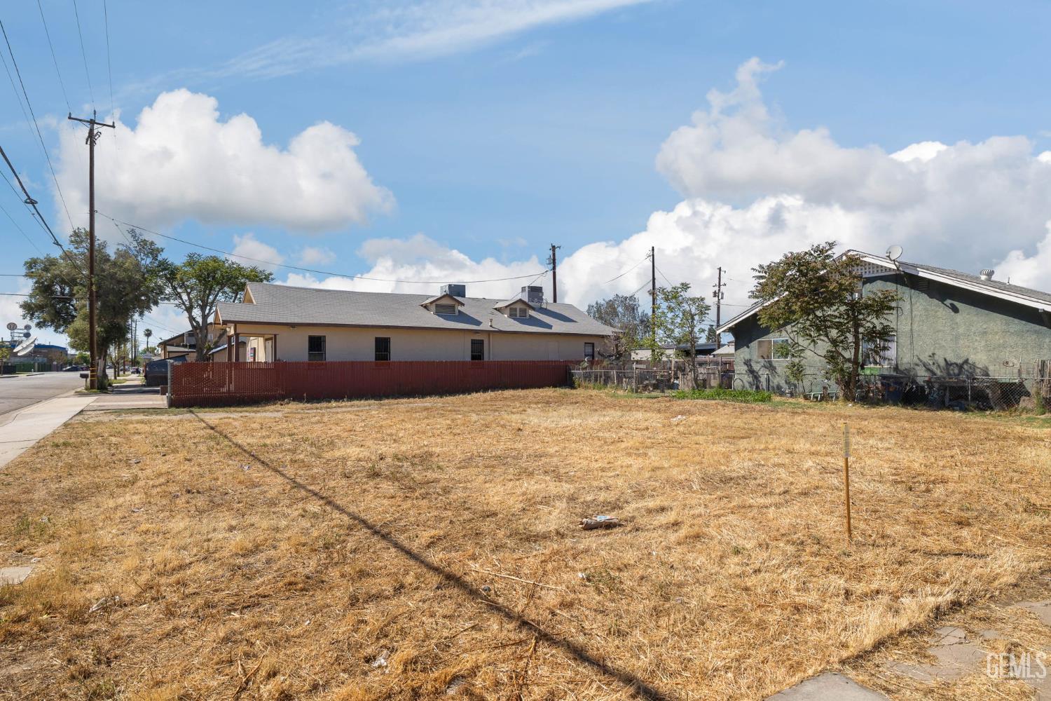 2201 O Street — photo 2