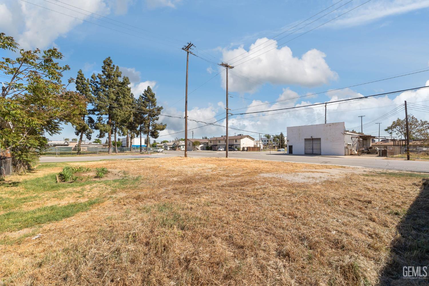 2205 O Street — photo 4