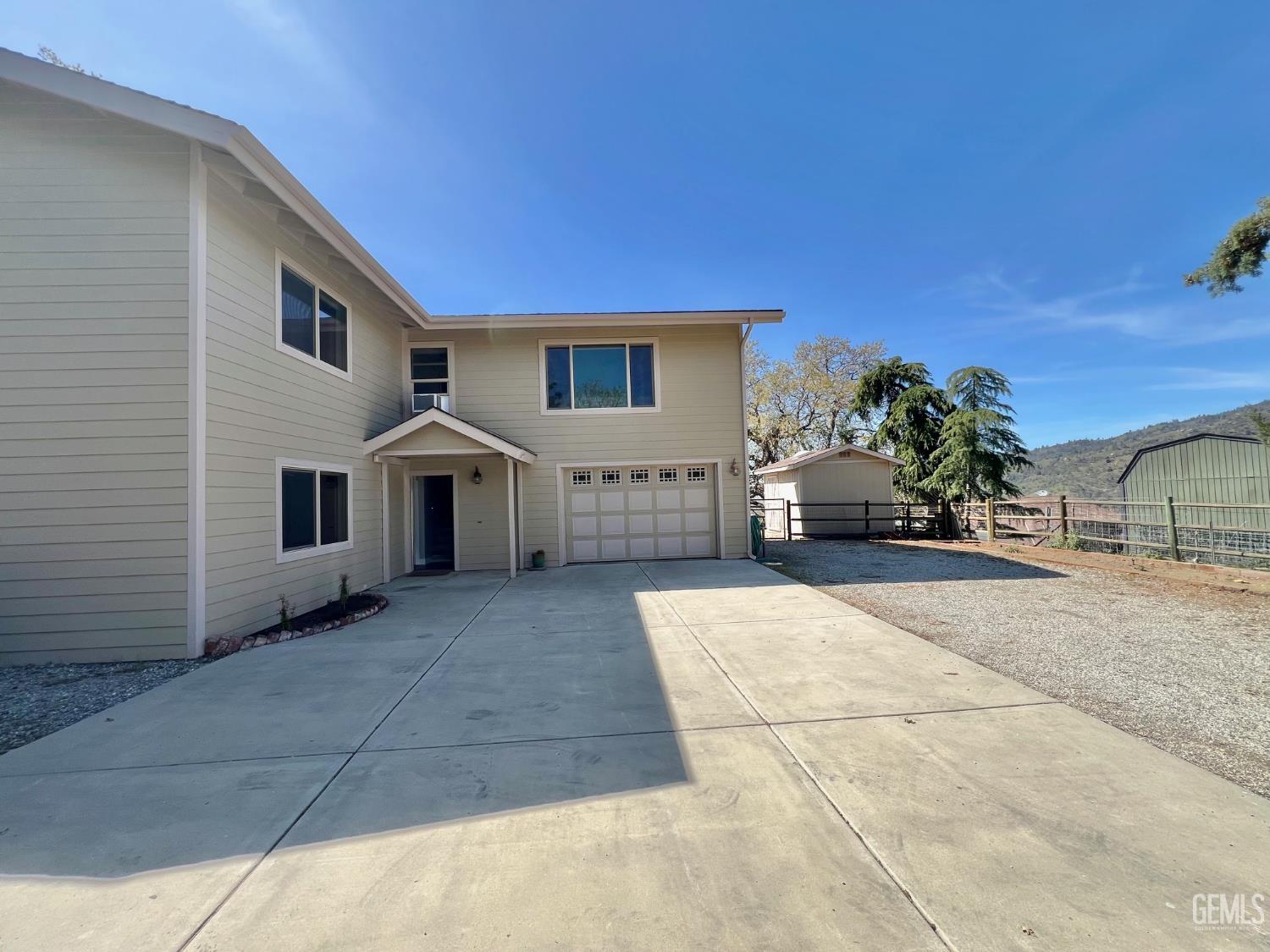 27030 Oakflat Drive — photo 3