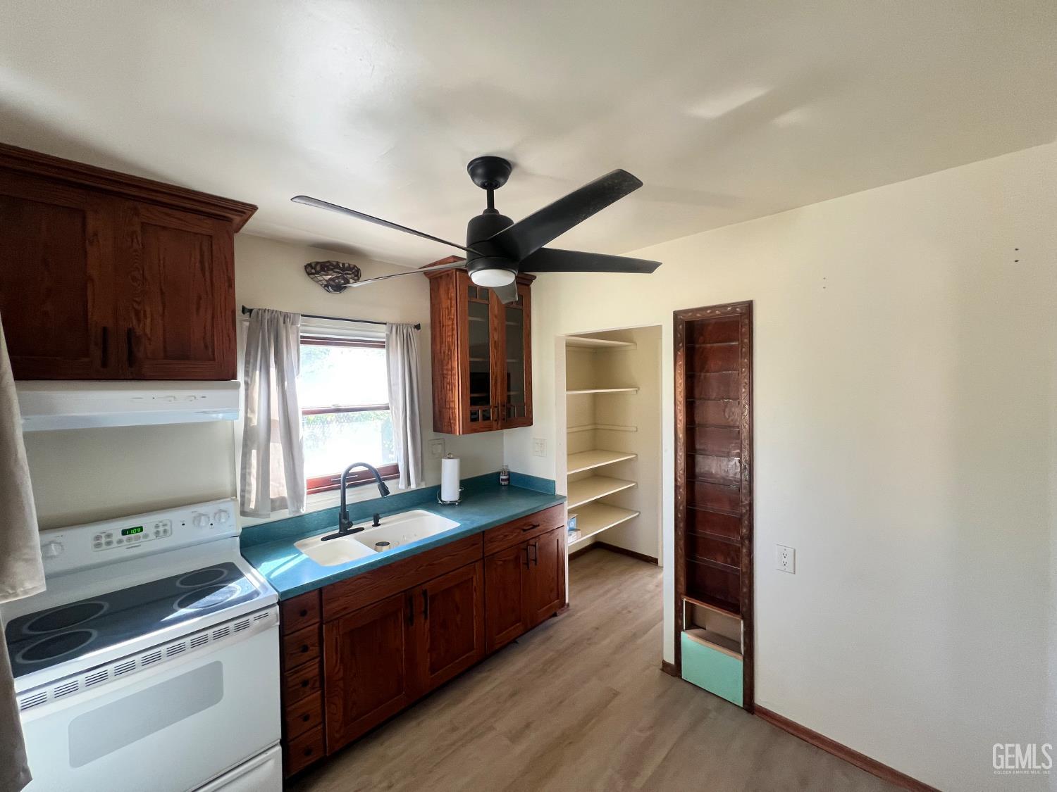 2820 Alta Vista Drive — photo 4