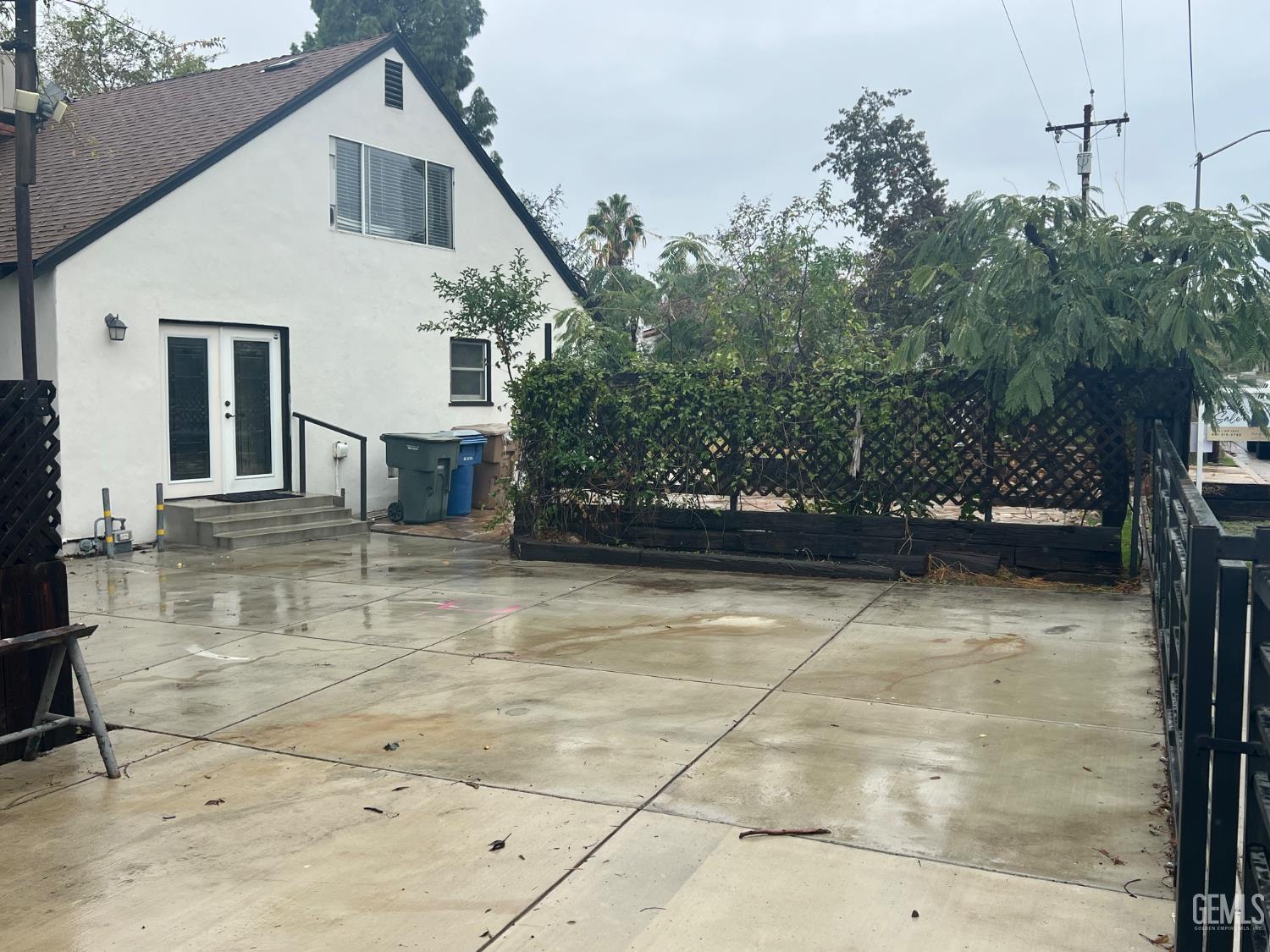 2820 Alta Vista Drive — photo 2