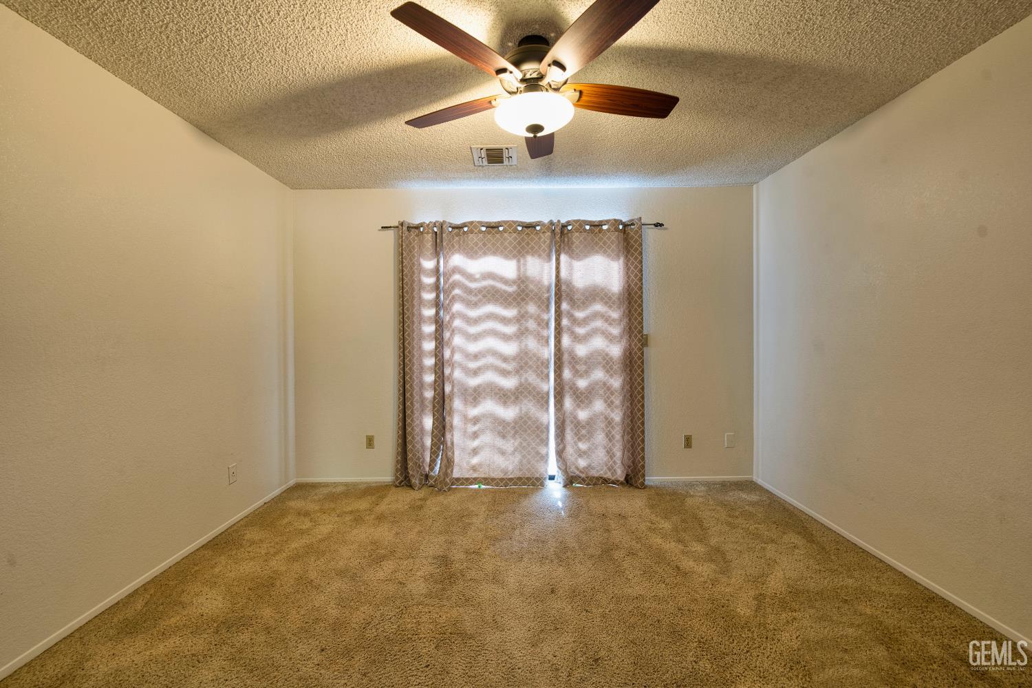 9000 Crowningshield Drive — photo 14