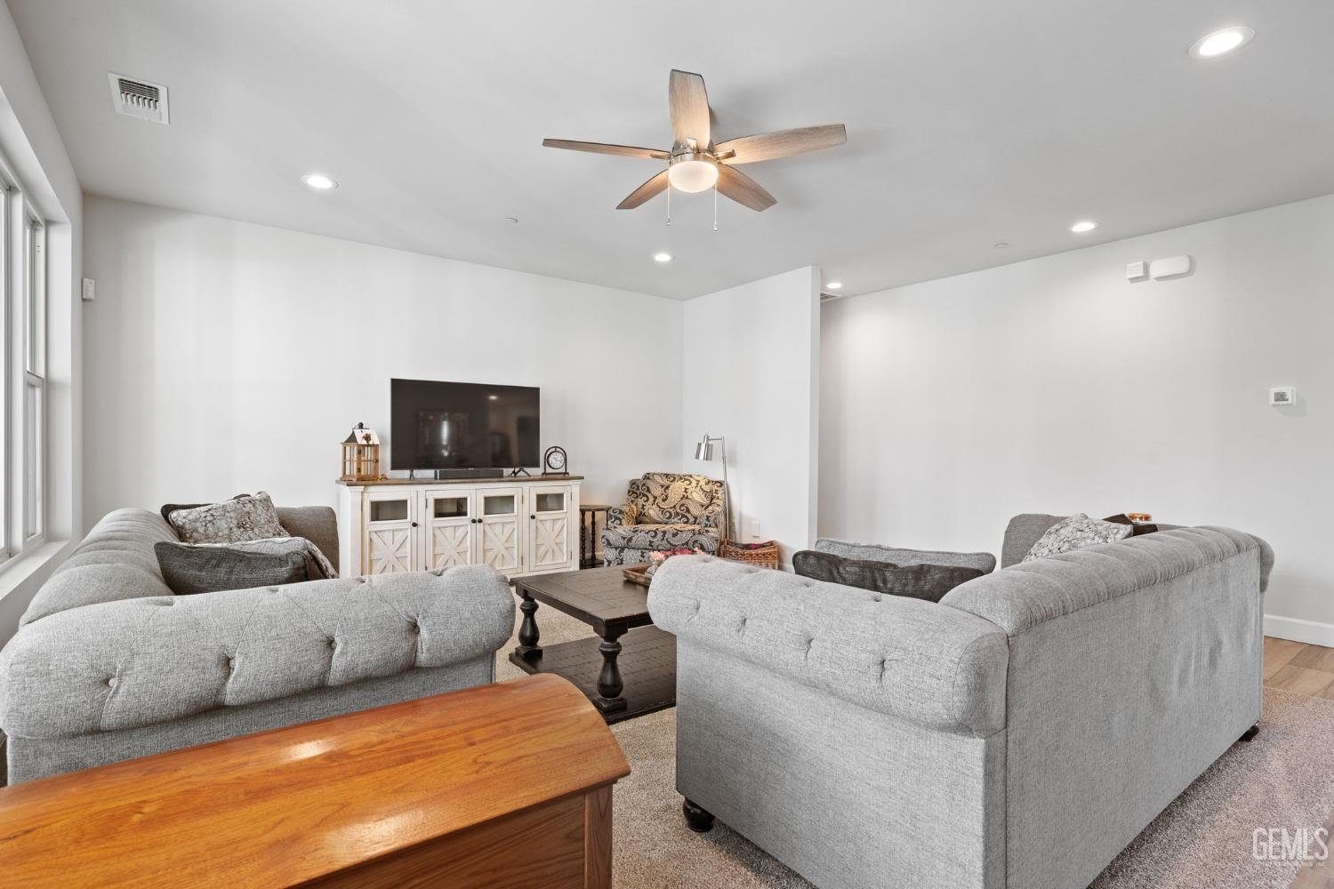 7108 Saint Andrews Drive — photo 13