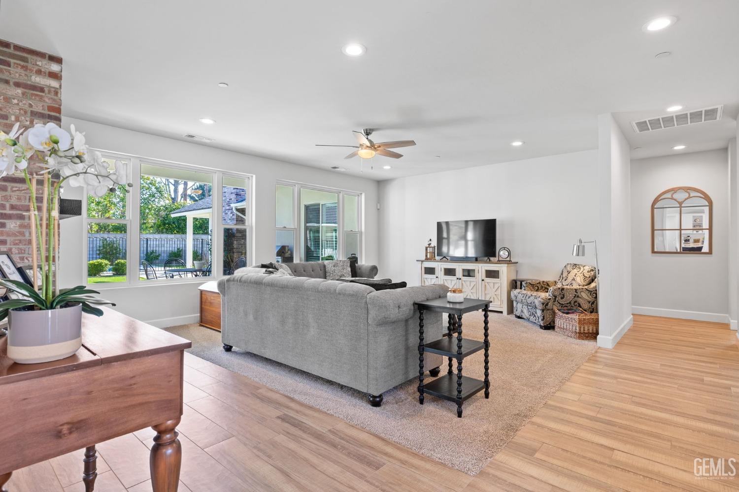 7108 Saint Andrews Drive — photo 11