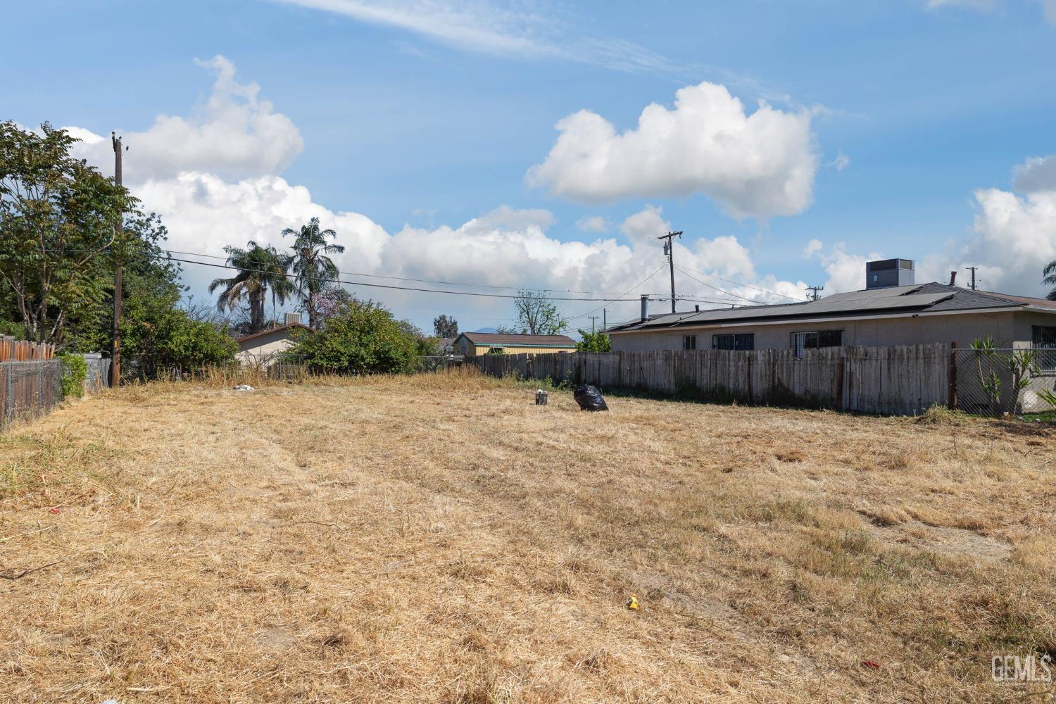 205 Bliss Street — photo 3