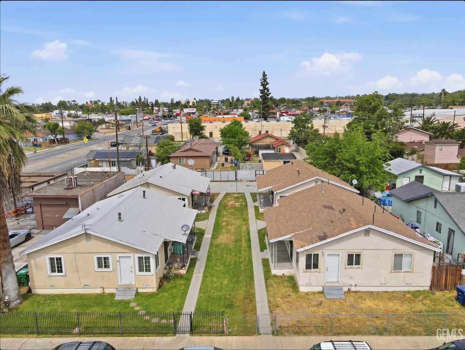 2208 Lake Street — photo 3