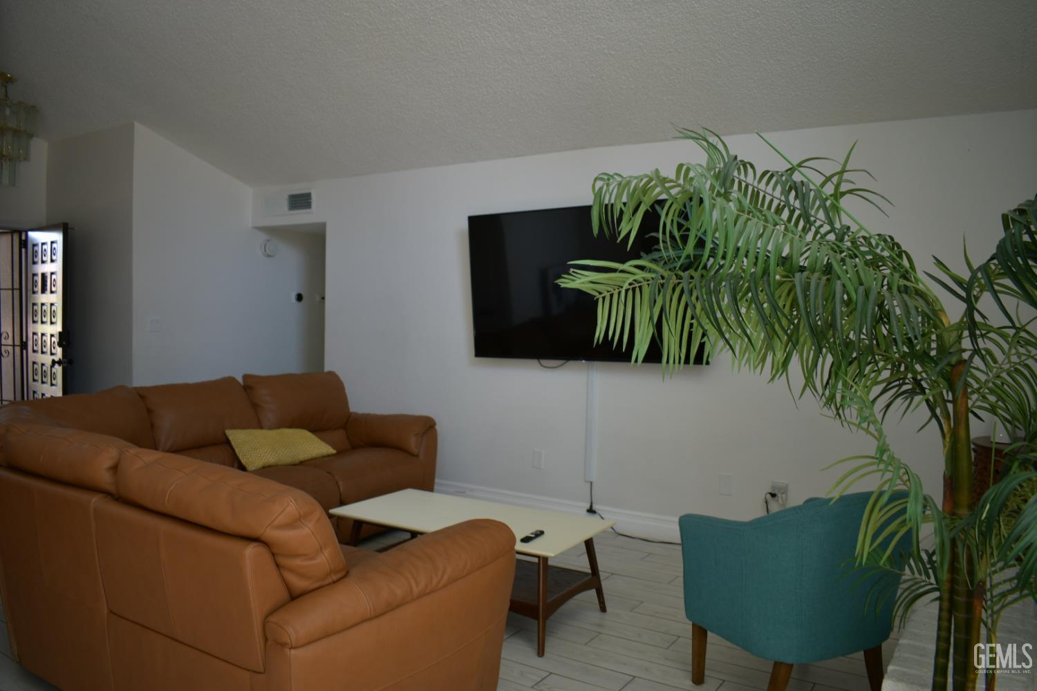 3629 Eisenhower Ave — photo 9