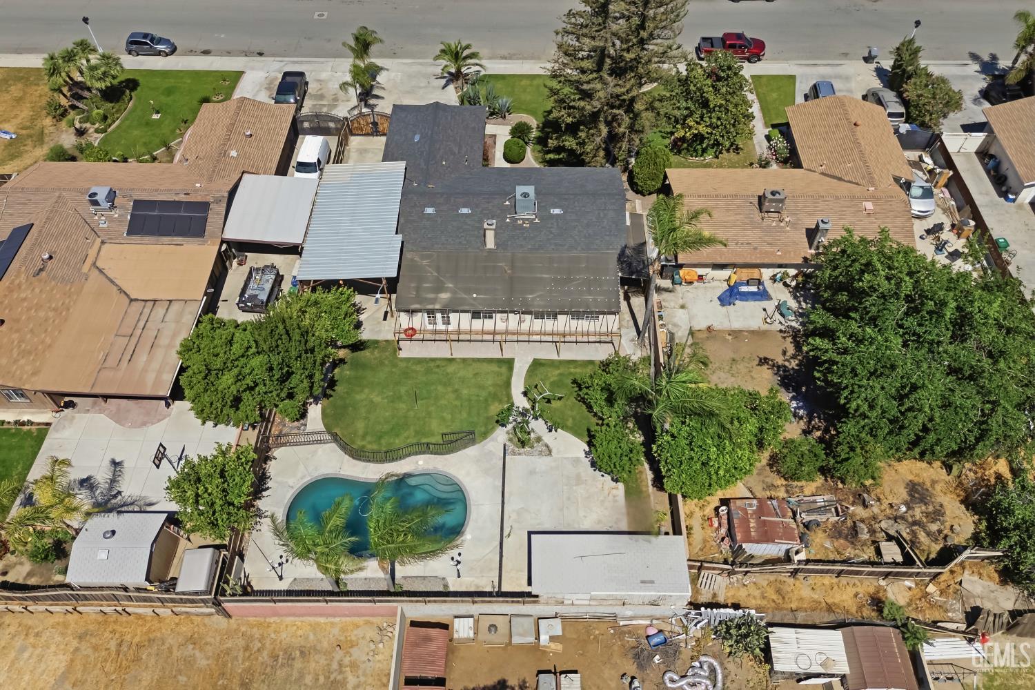 505 Bridle Avenue, Bakersfield, CA 93307 — photo 35