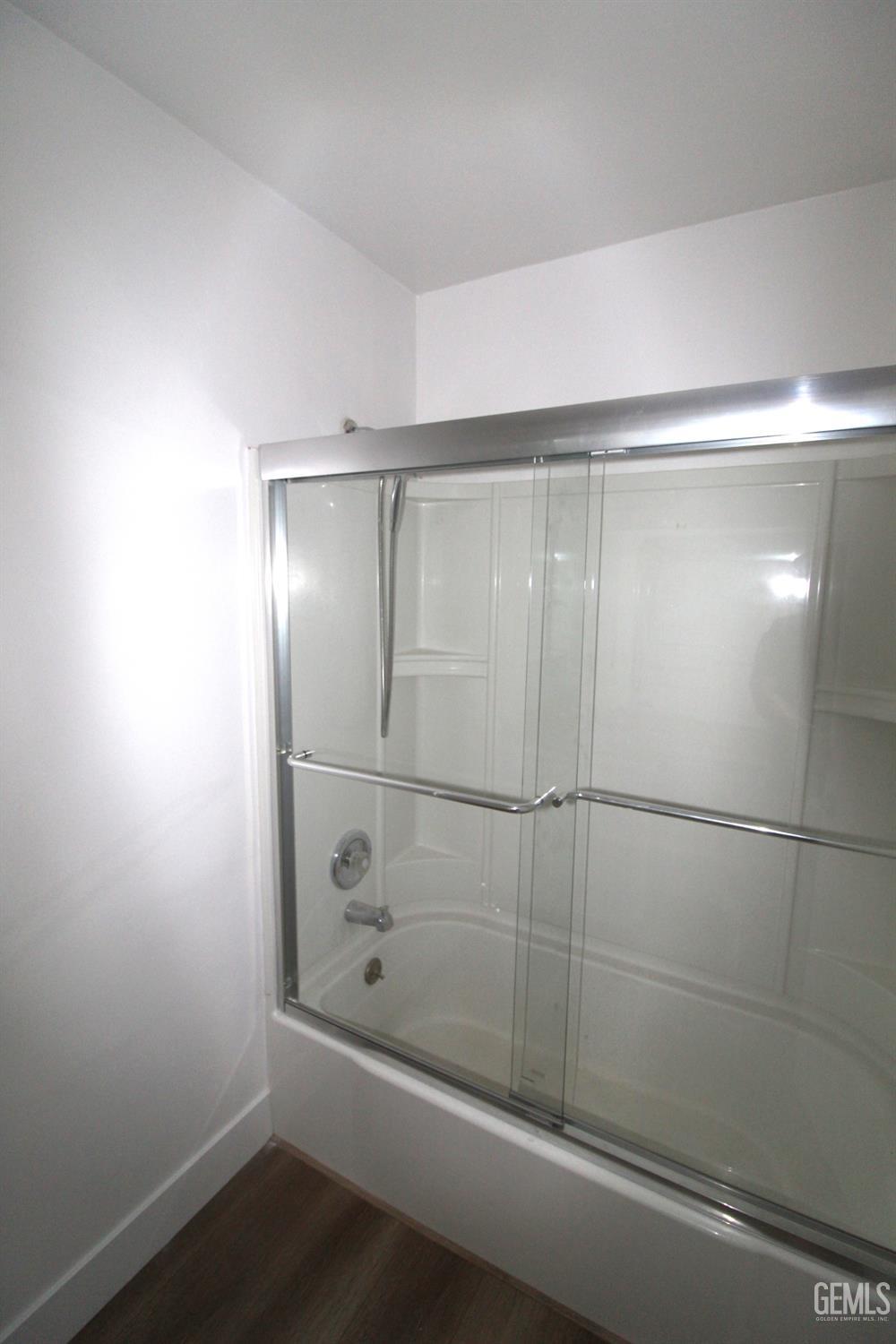 220 Galaxy — photo 14