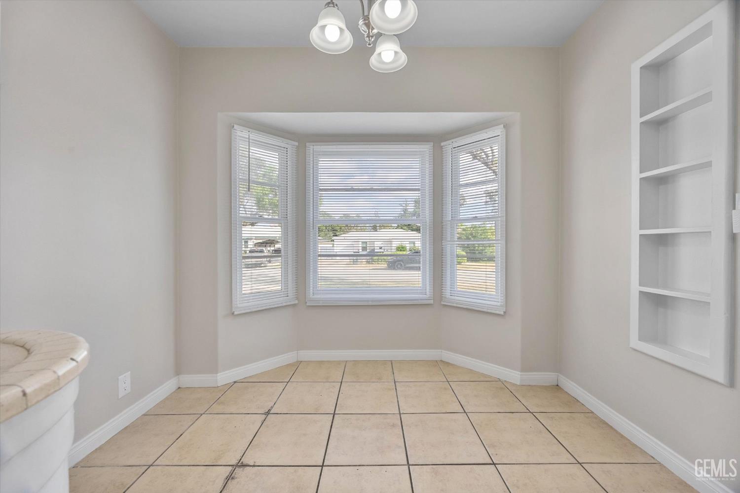 604 Arvin Street — photo 8