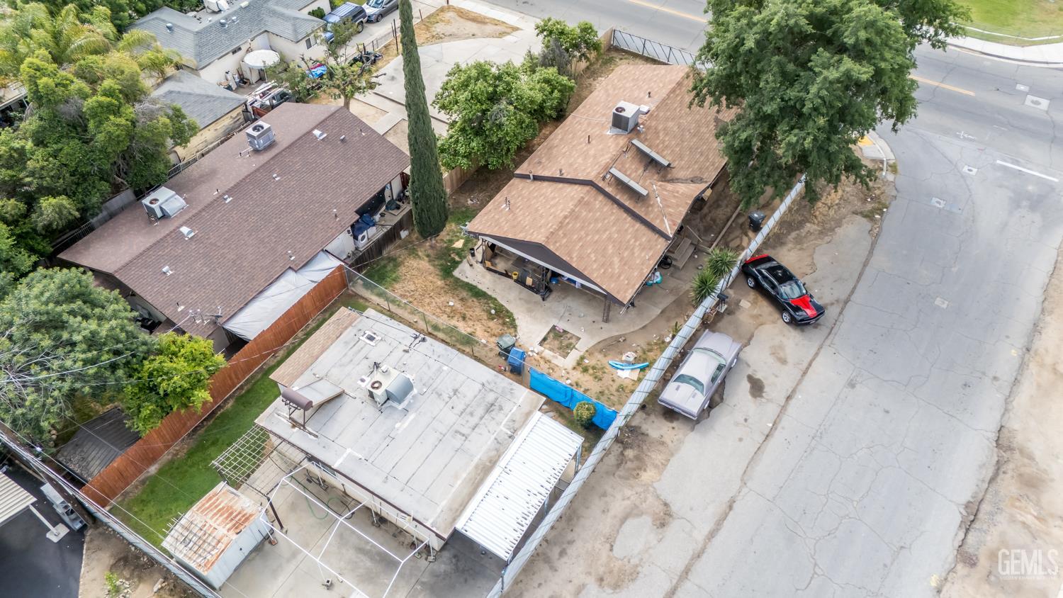 2701 N Inyo Street — photo 10