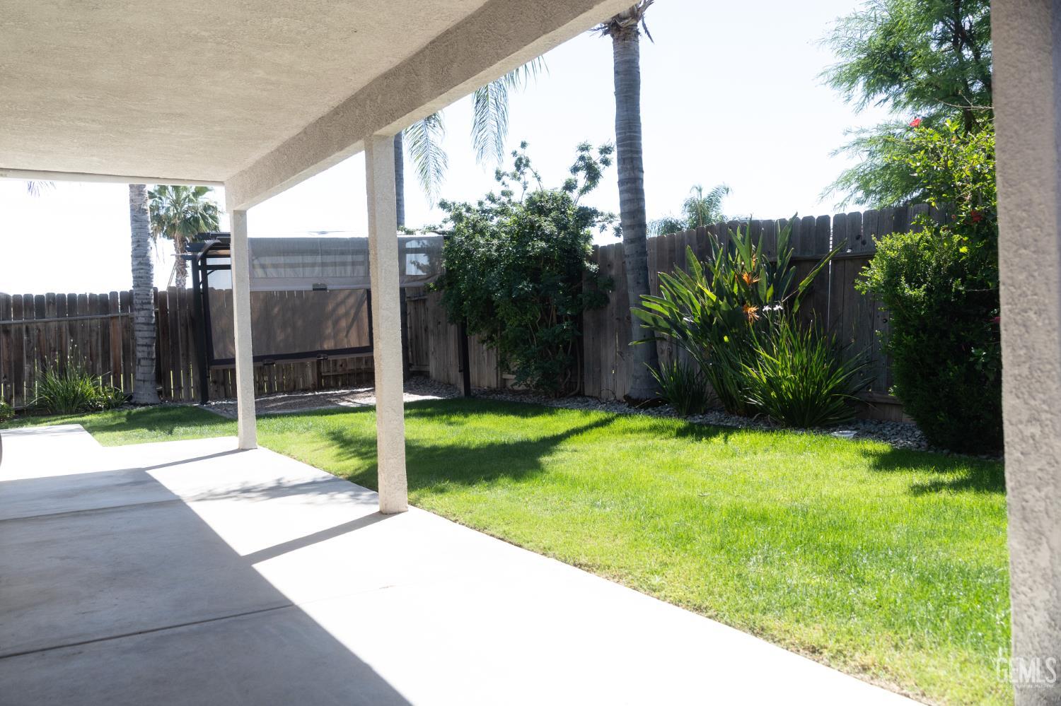 329 W Pilot Avenue — photo 22
