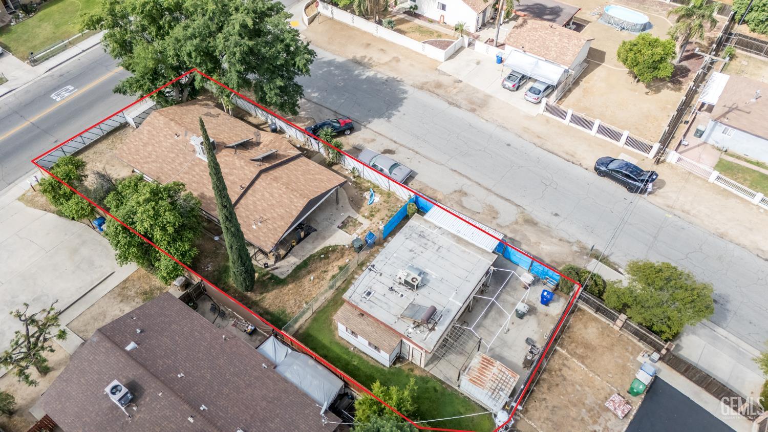 2701 N Inyo Street — photo 16