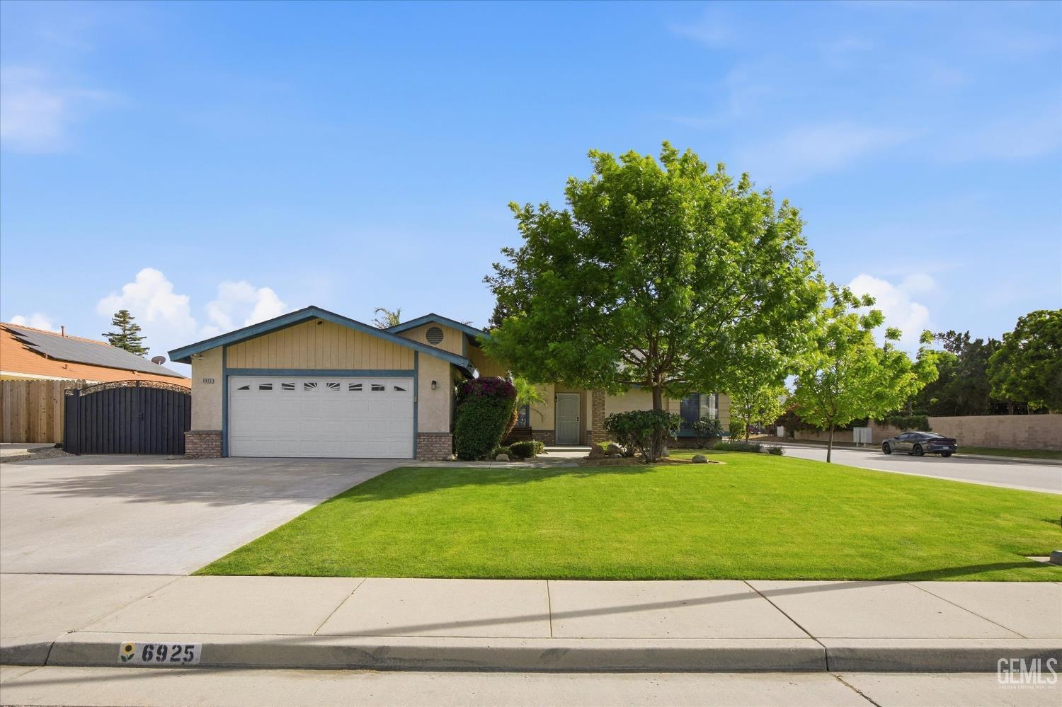 6925 Aztec Way — photo 3