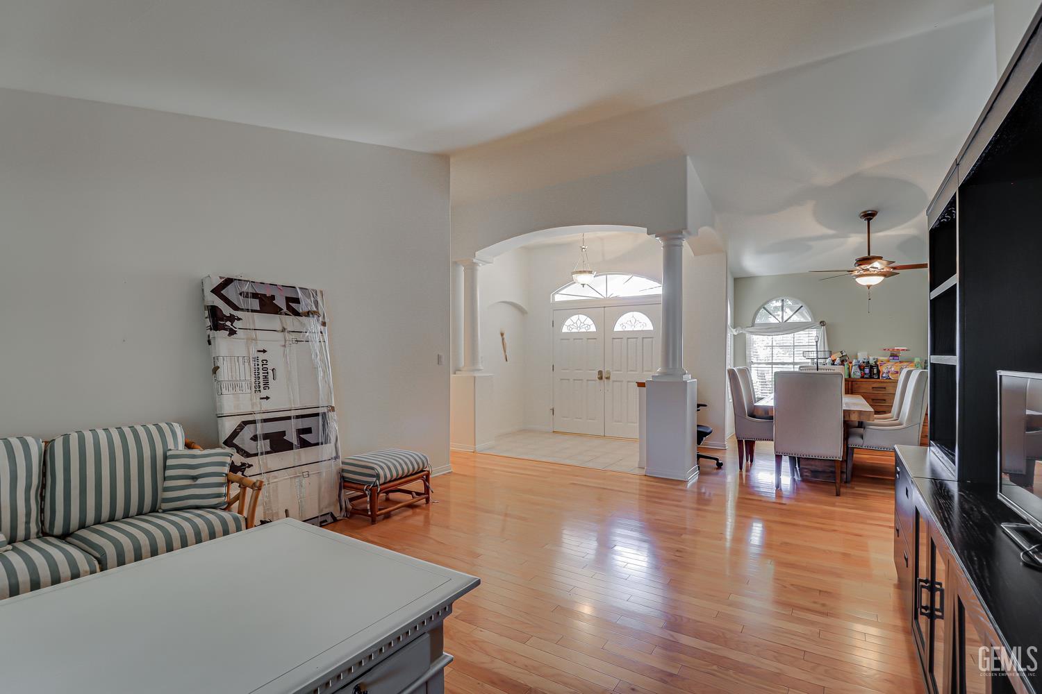 8606 Rockhampton Drive — photo 7