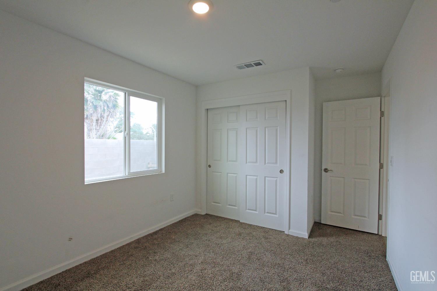 1417 Oregon Street — photo 10