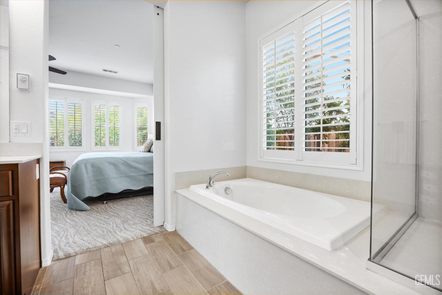 9908 Toscana Drive — photo 35