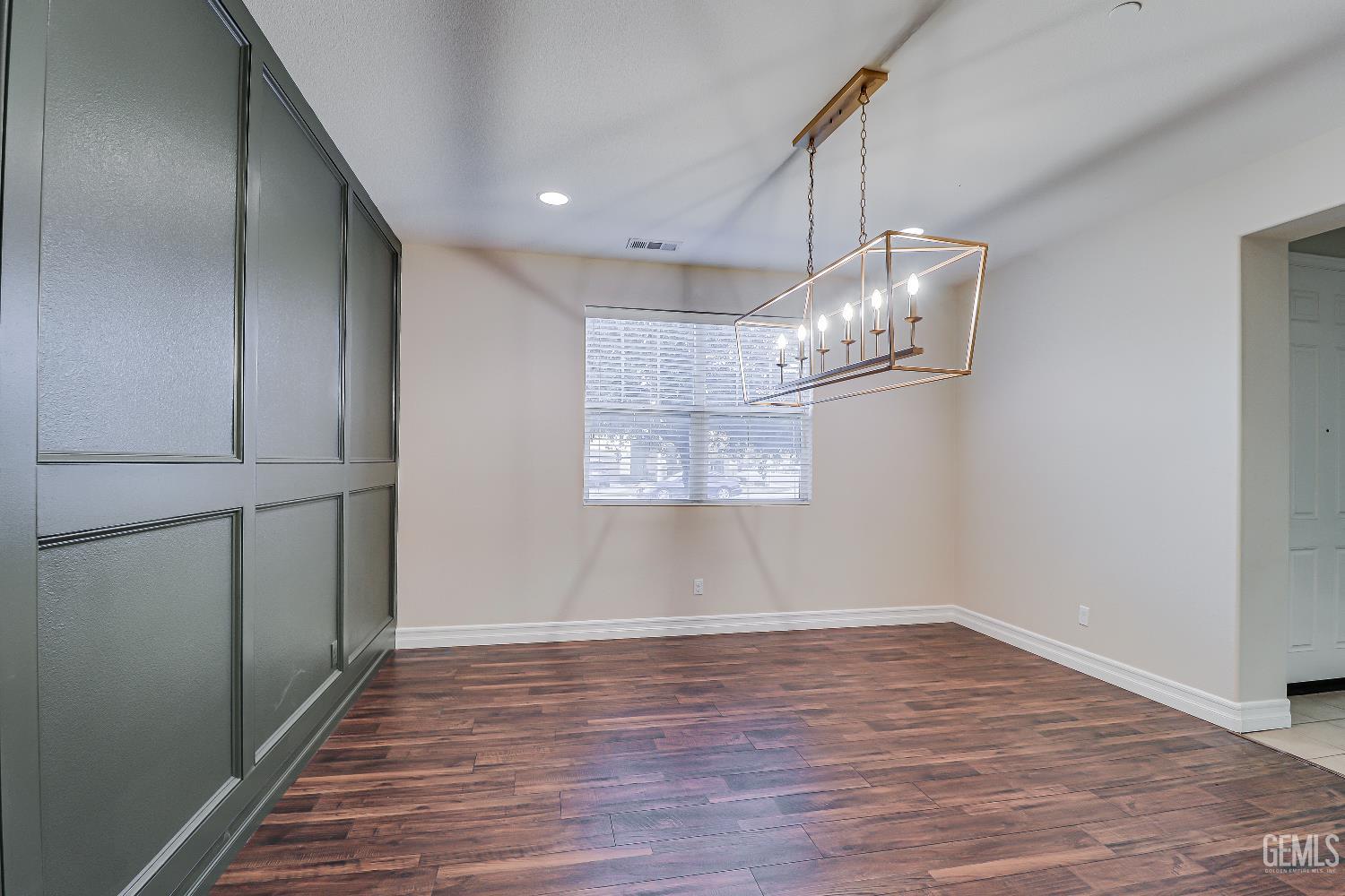 5005 Silvery Jewel Lane — photo 8