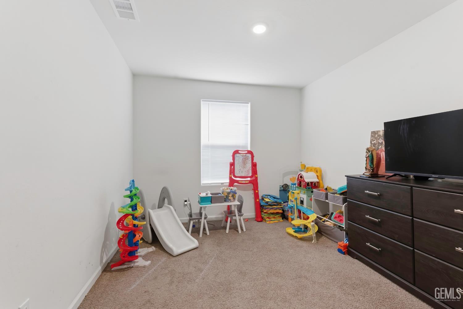 8716 Akero Avenue — photo 31