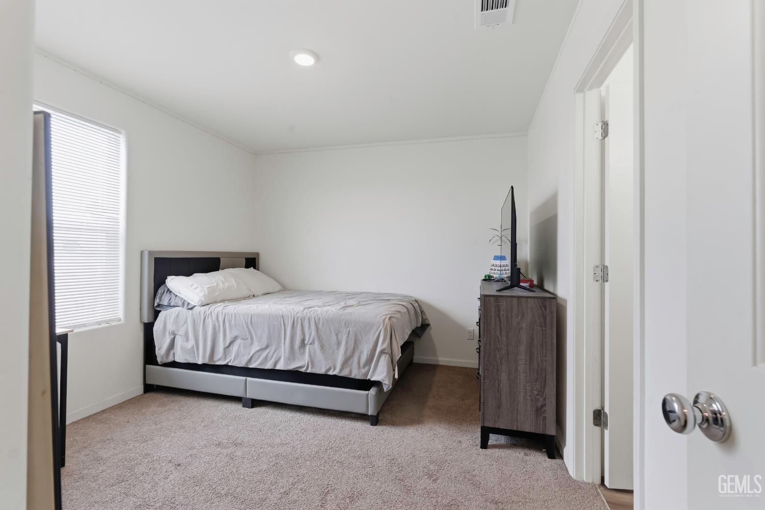 8716 Akero Avenue — photo 25
