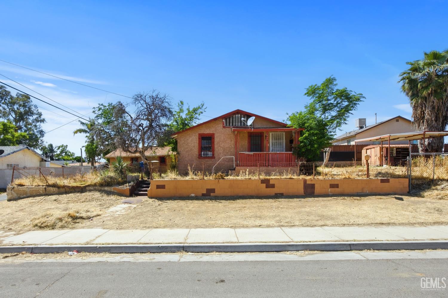 2418 N Inyo Street — photo 19