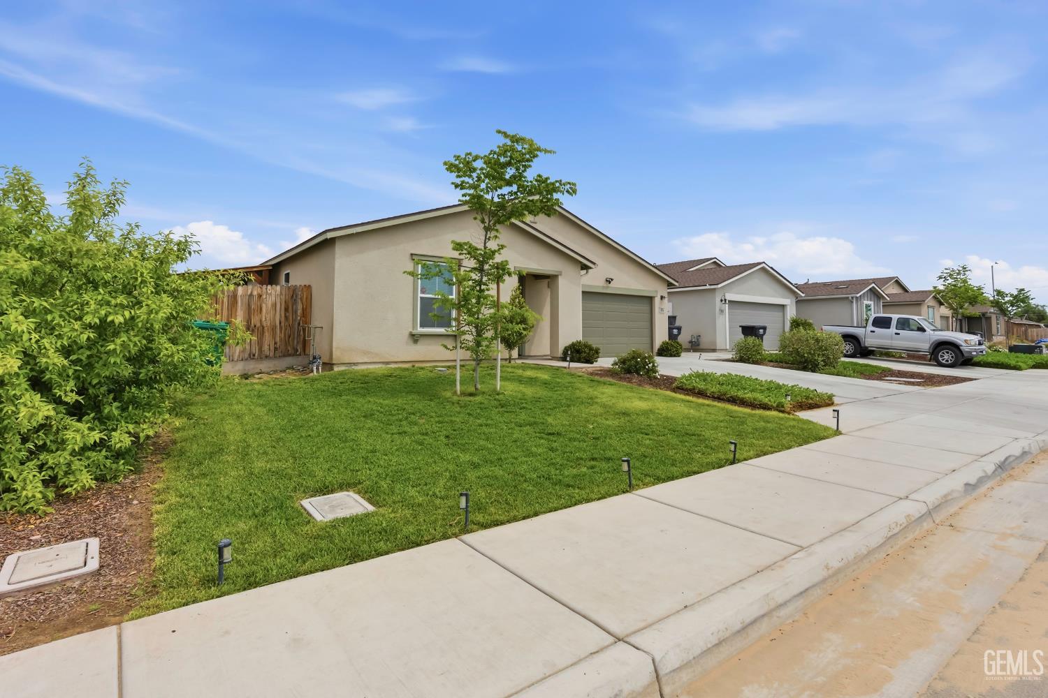 8716 Akero Avenue — photo 3