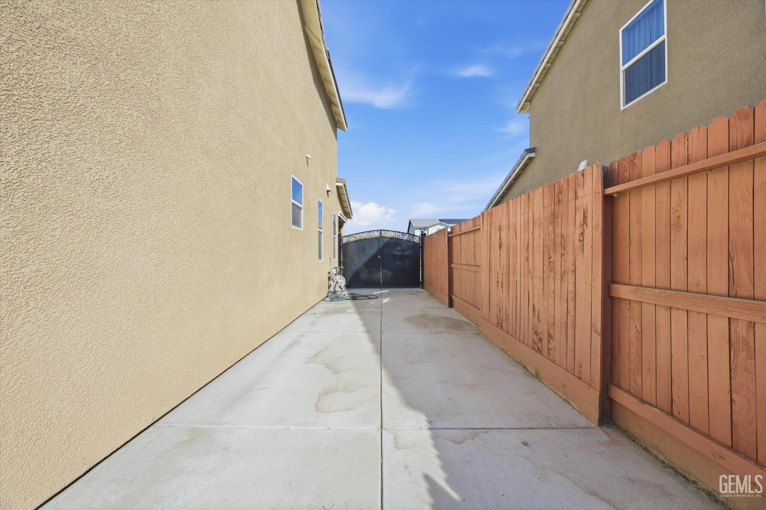 5809 Commonwealth Avenue — photo 35