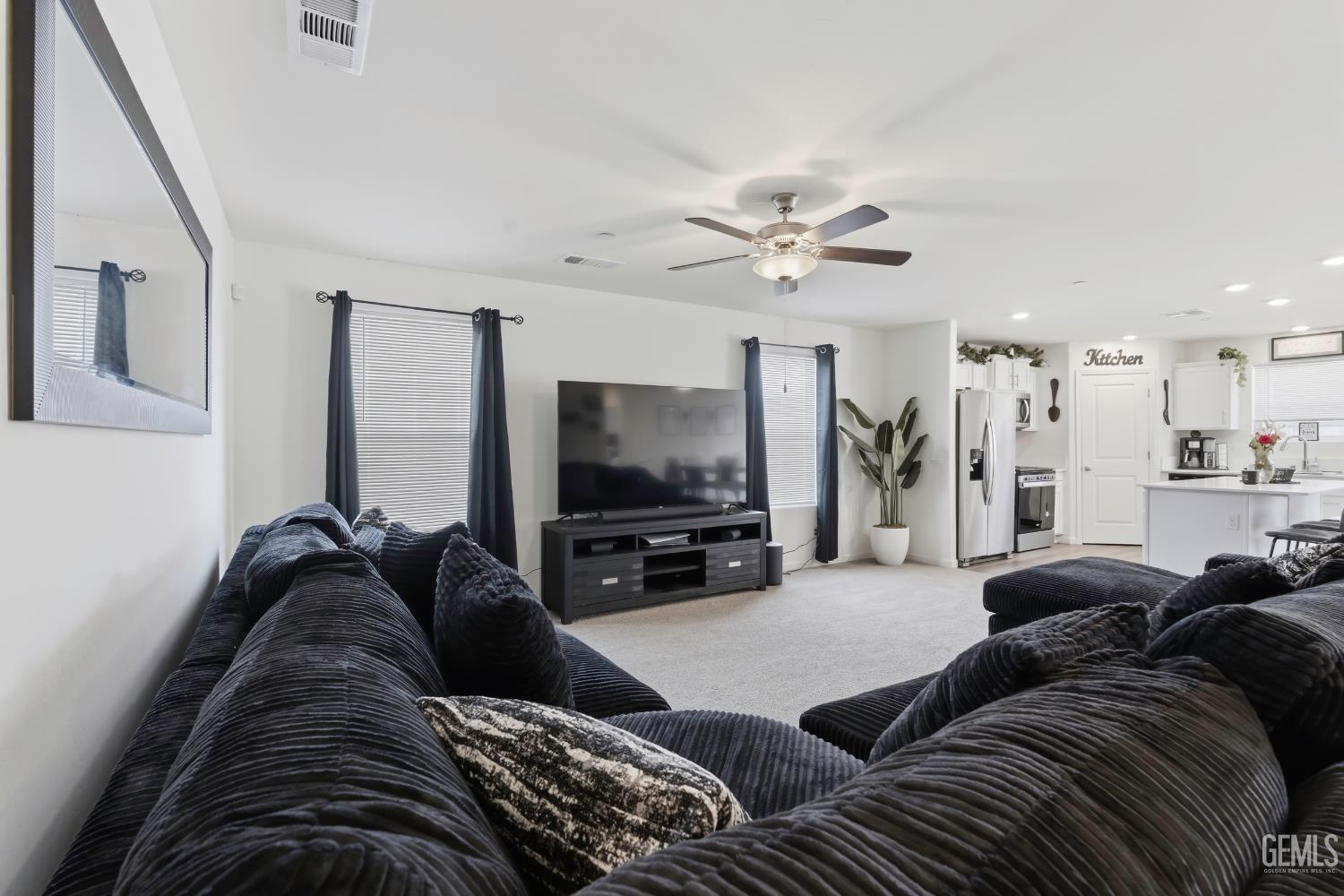 8716 Akero Avenue — photo 7