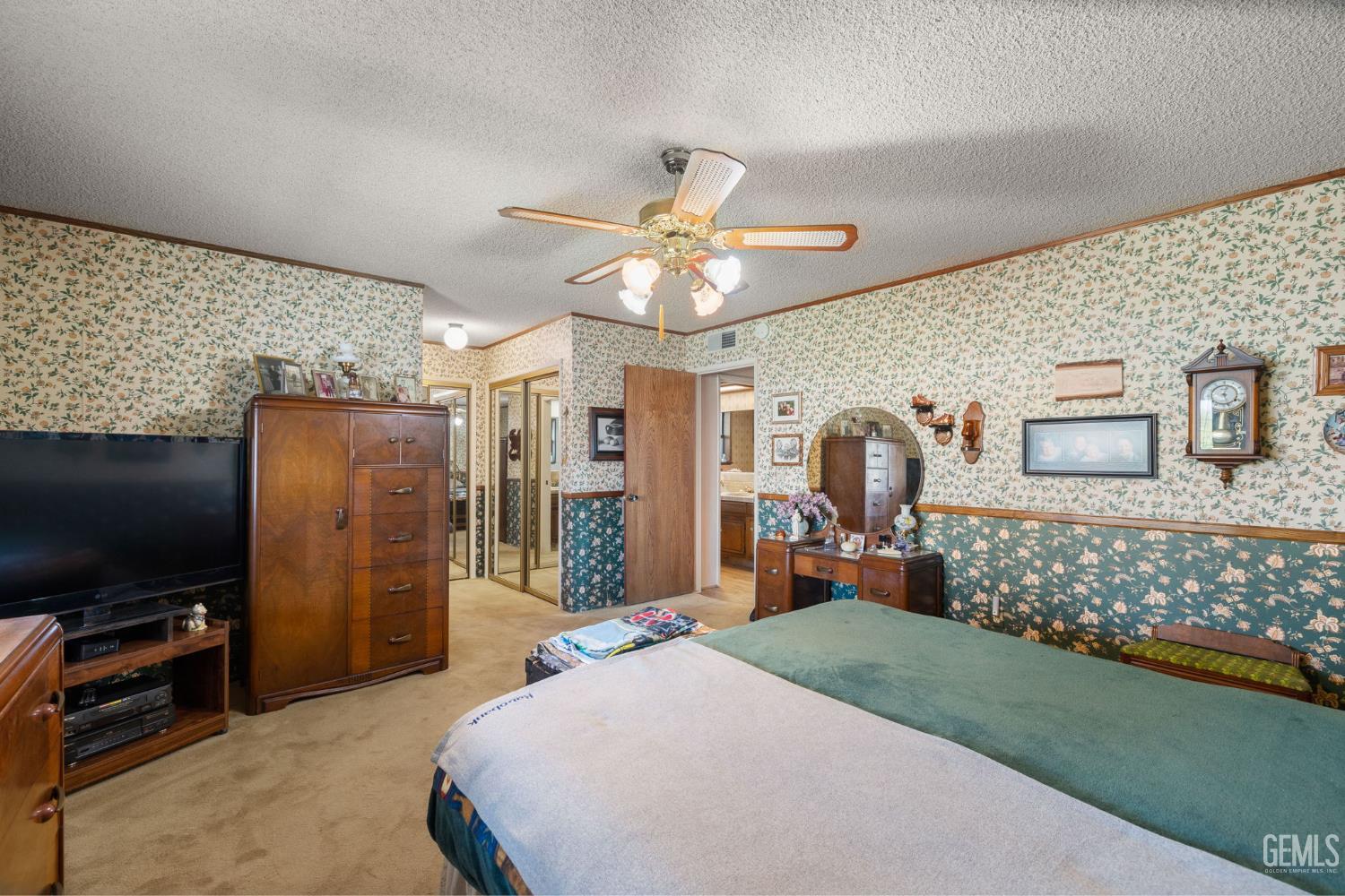 7240 Olive Drive — photo 31