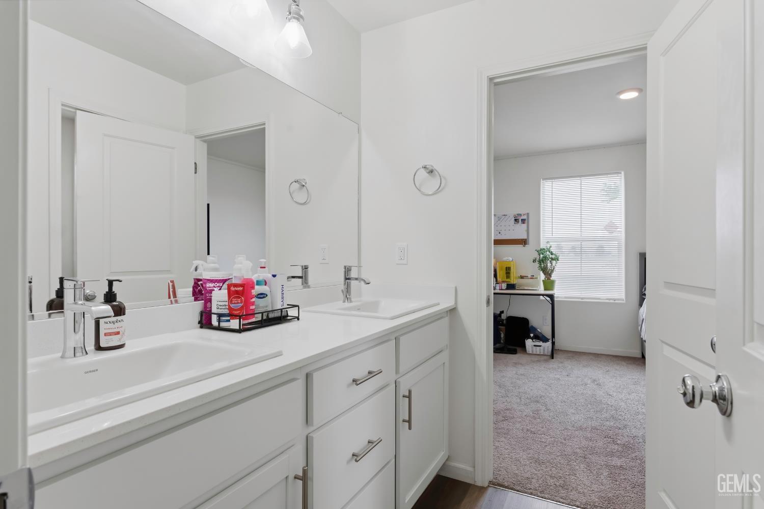 8716 Akero Avenue — photo 23