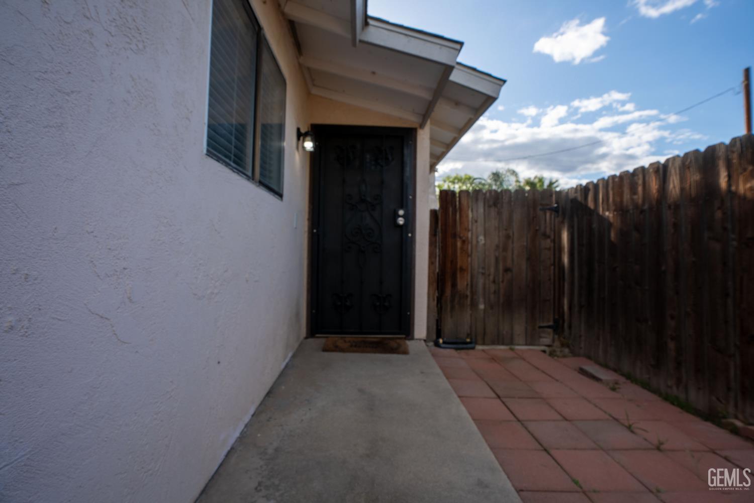 8767 Greenfield Park Drive — photo 27