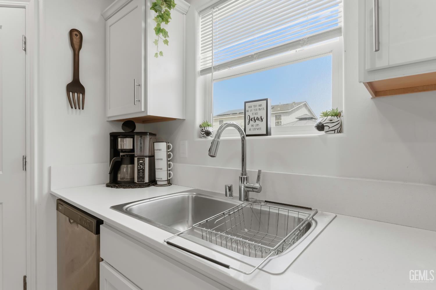 8716 Akero Avenue — photo 19