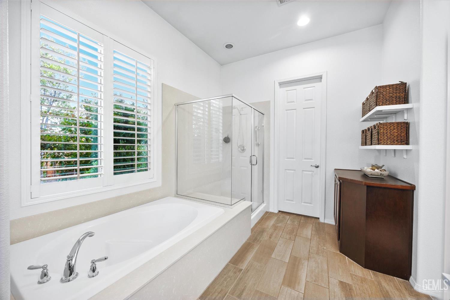 9908 Toscana Drive — photo 33