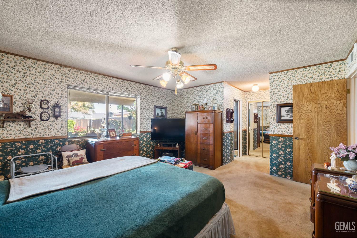 7240 Olive Drive — photo 32
