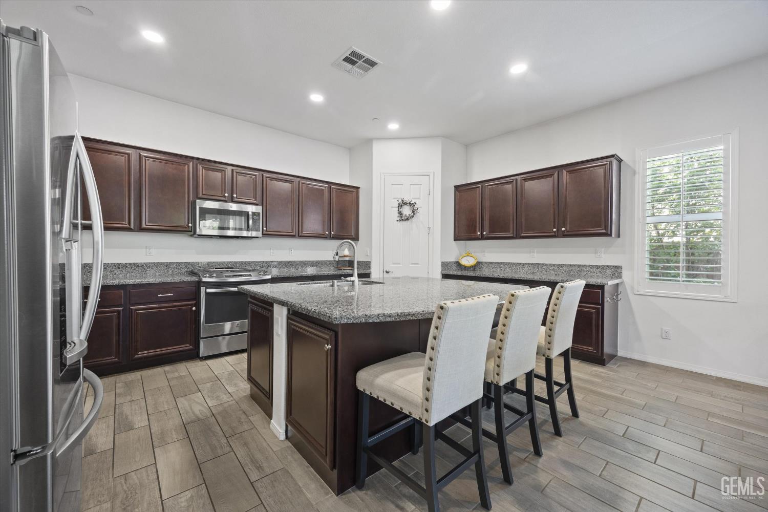 9908 Toscana Drive — photo 24