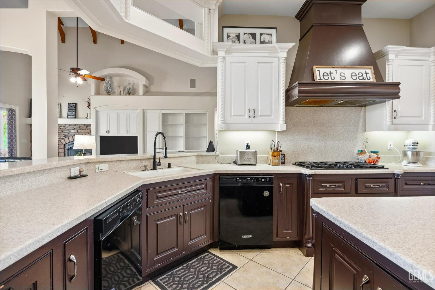15507 Casa Club Drive — photo 30