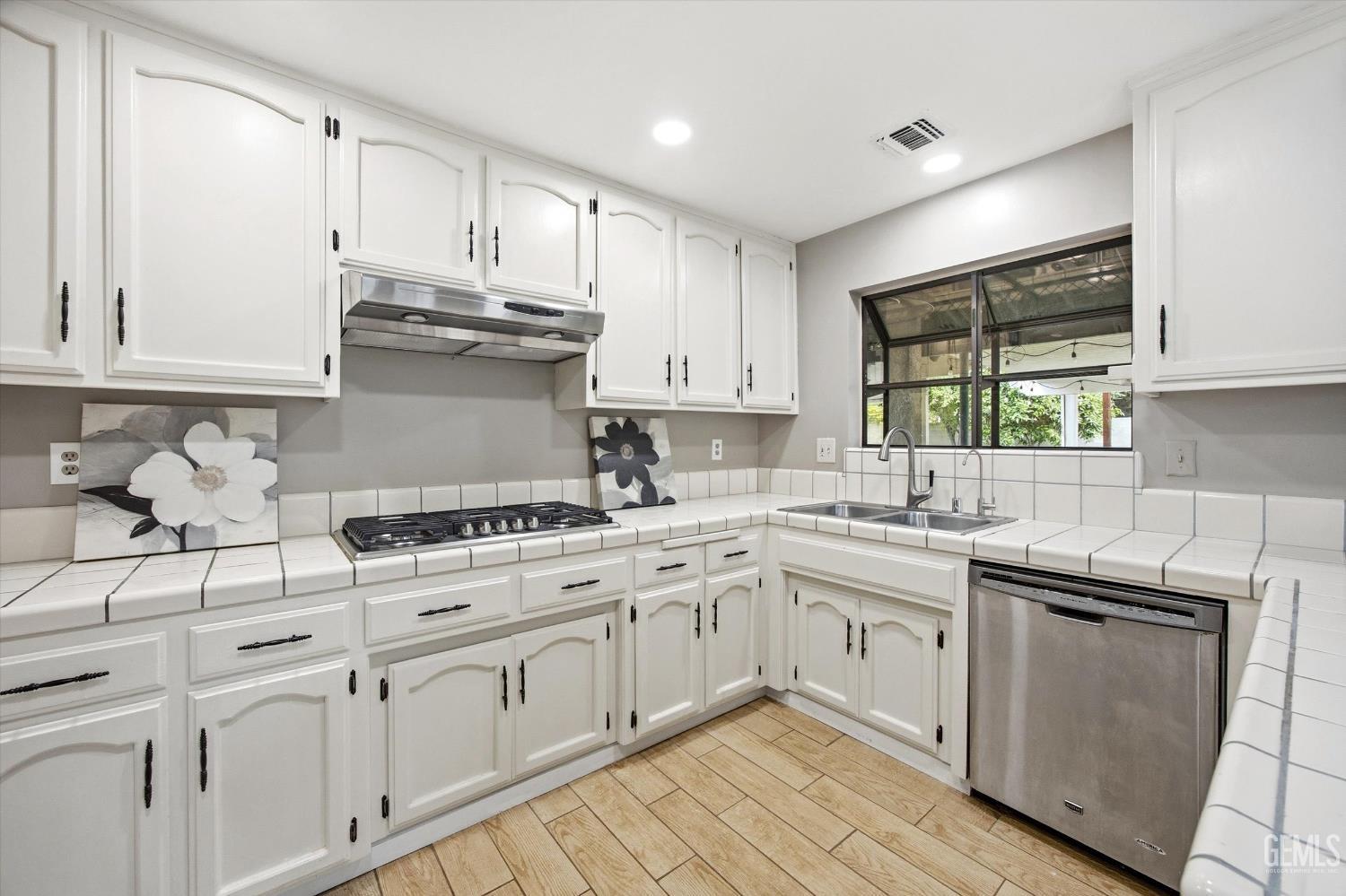6925 Aztec Way — photo 4