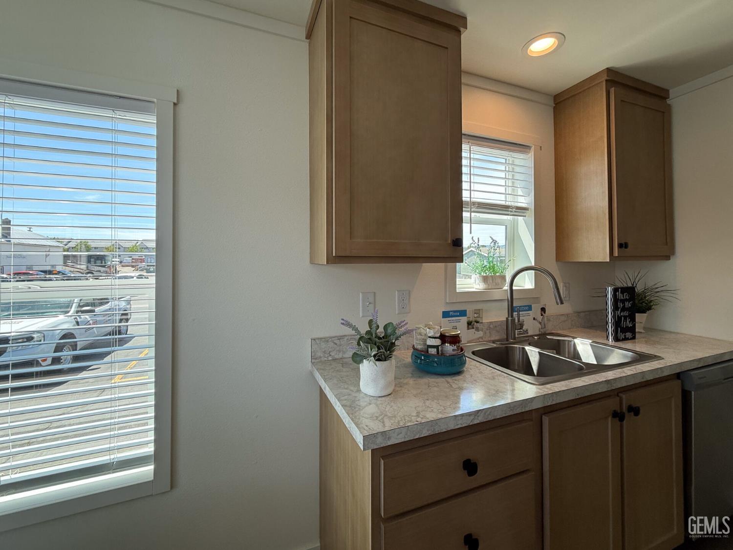 21 Northrup Street — photo 8
