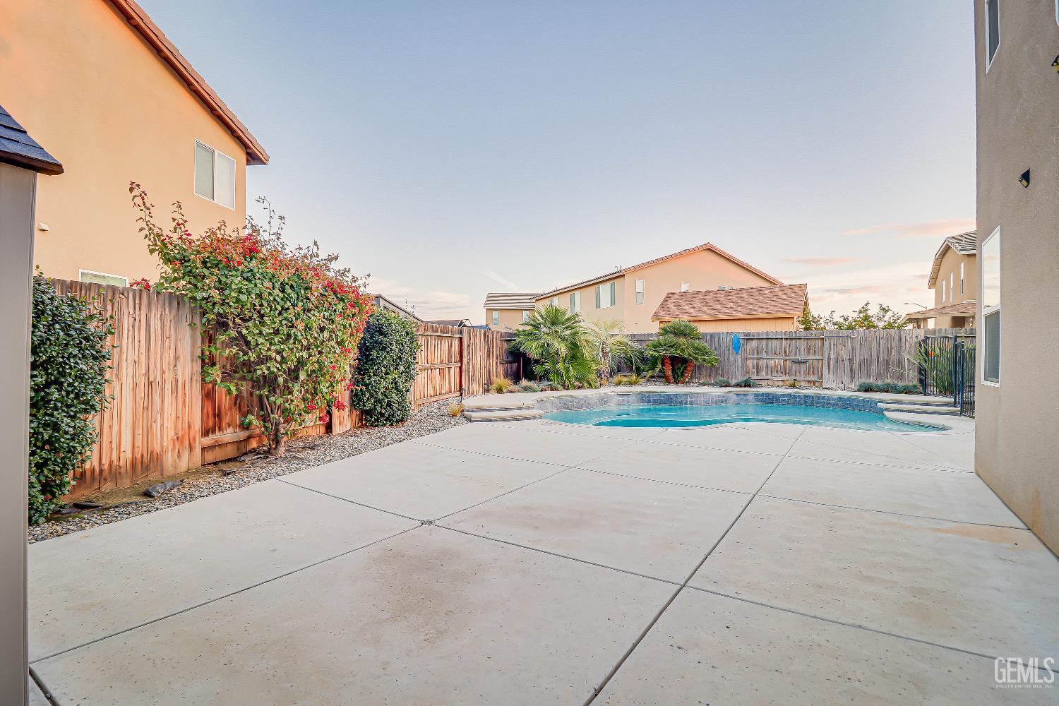 5005 Silvery Jewel Lane — photo 45