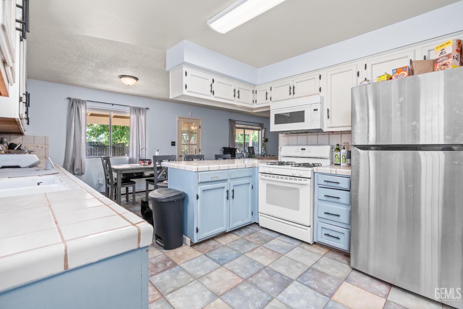8767 Greenfield Park Drive — photo 9