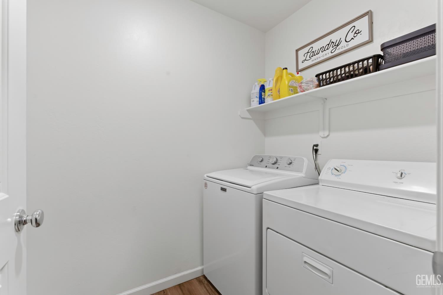 8716 Akero Avenue — photo 33