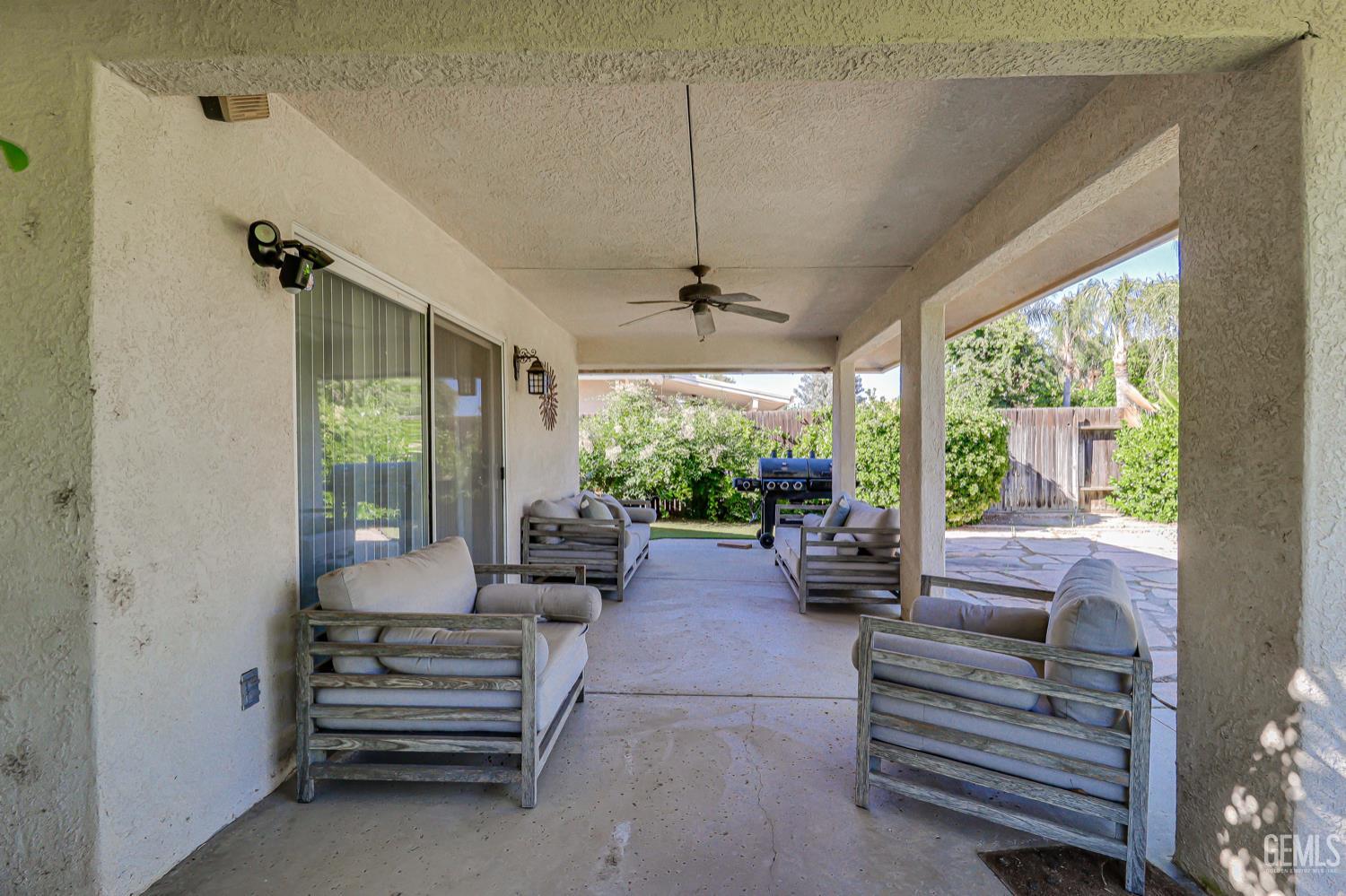 8606 Rockhampton Drive — photo 28