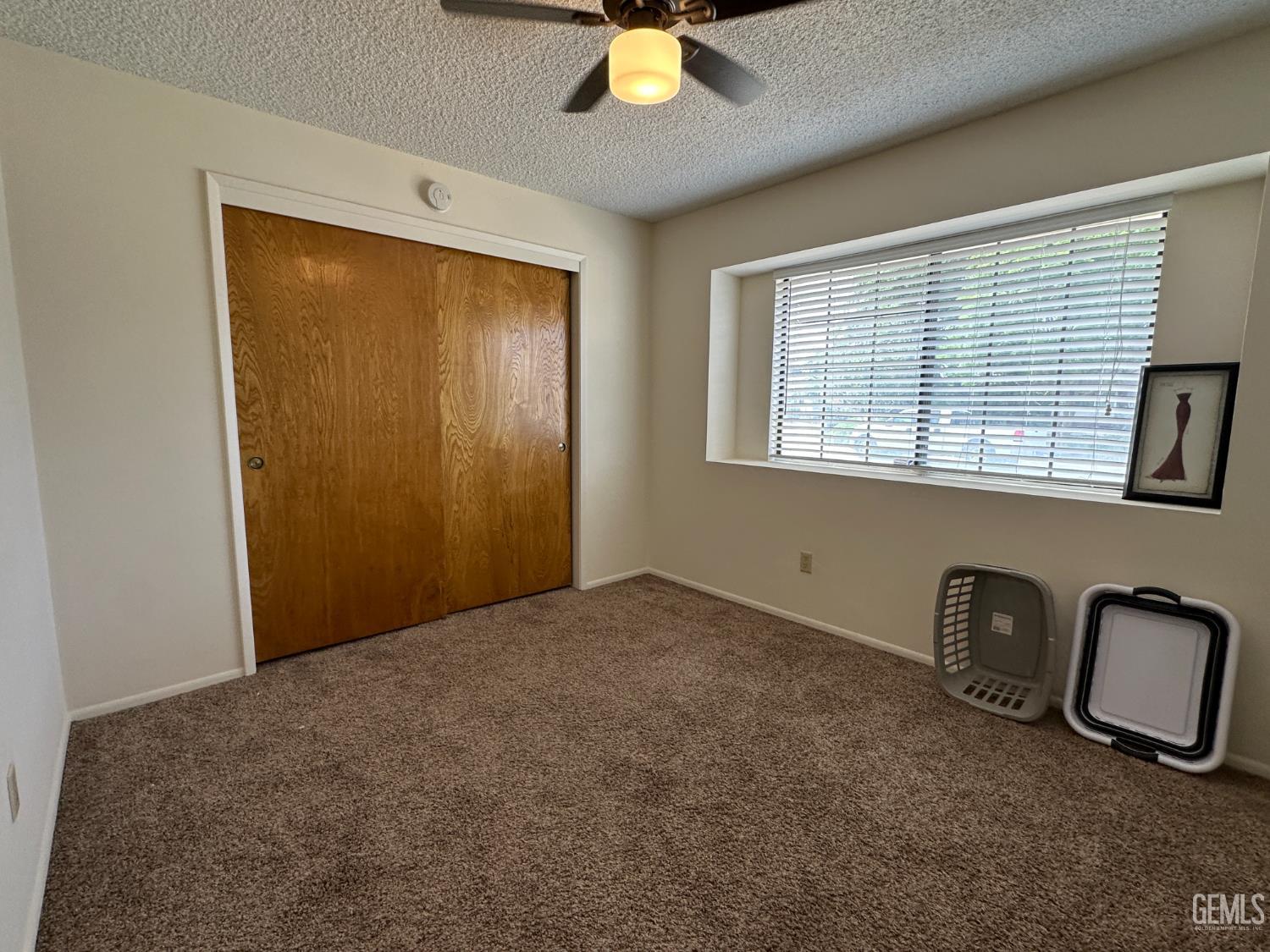 2825 Kootenay Court — photo 28