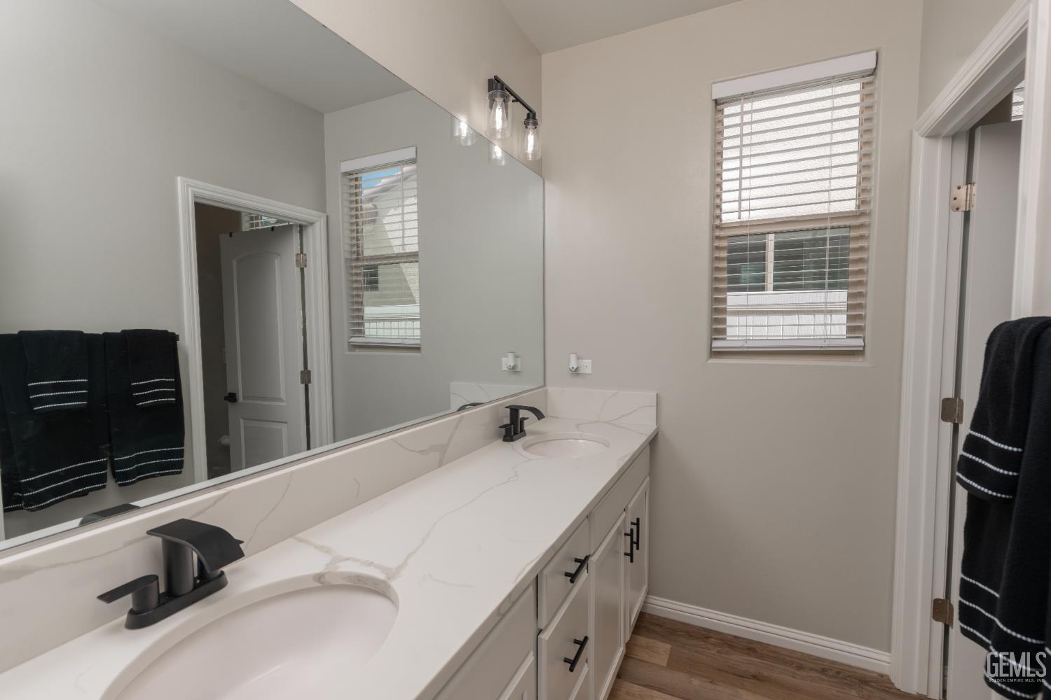 13612 Pixton Avenue — photo 25