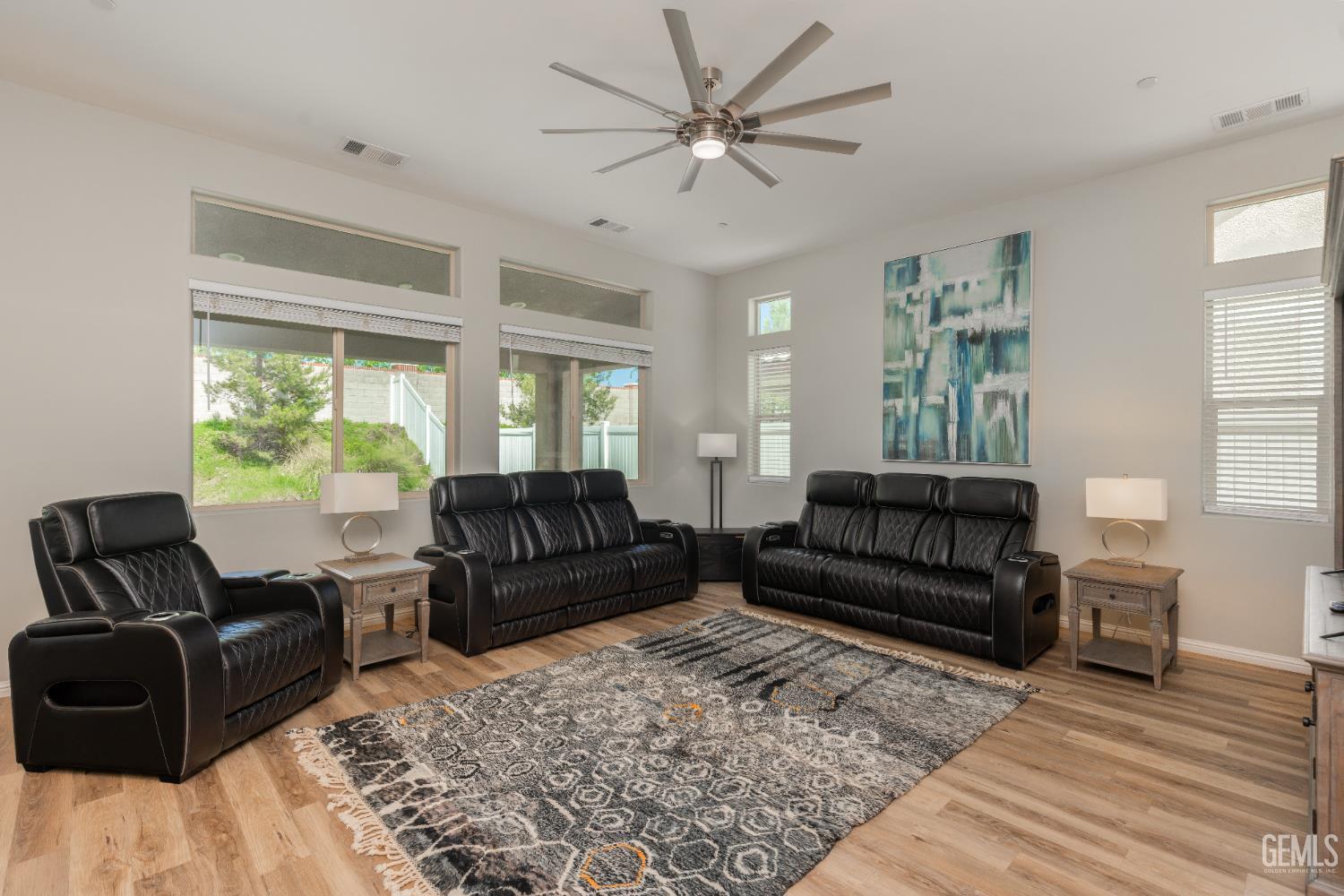 13612 Pixton Avenue — photo 11
